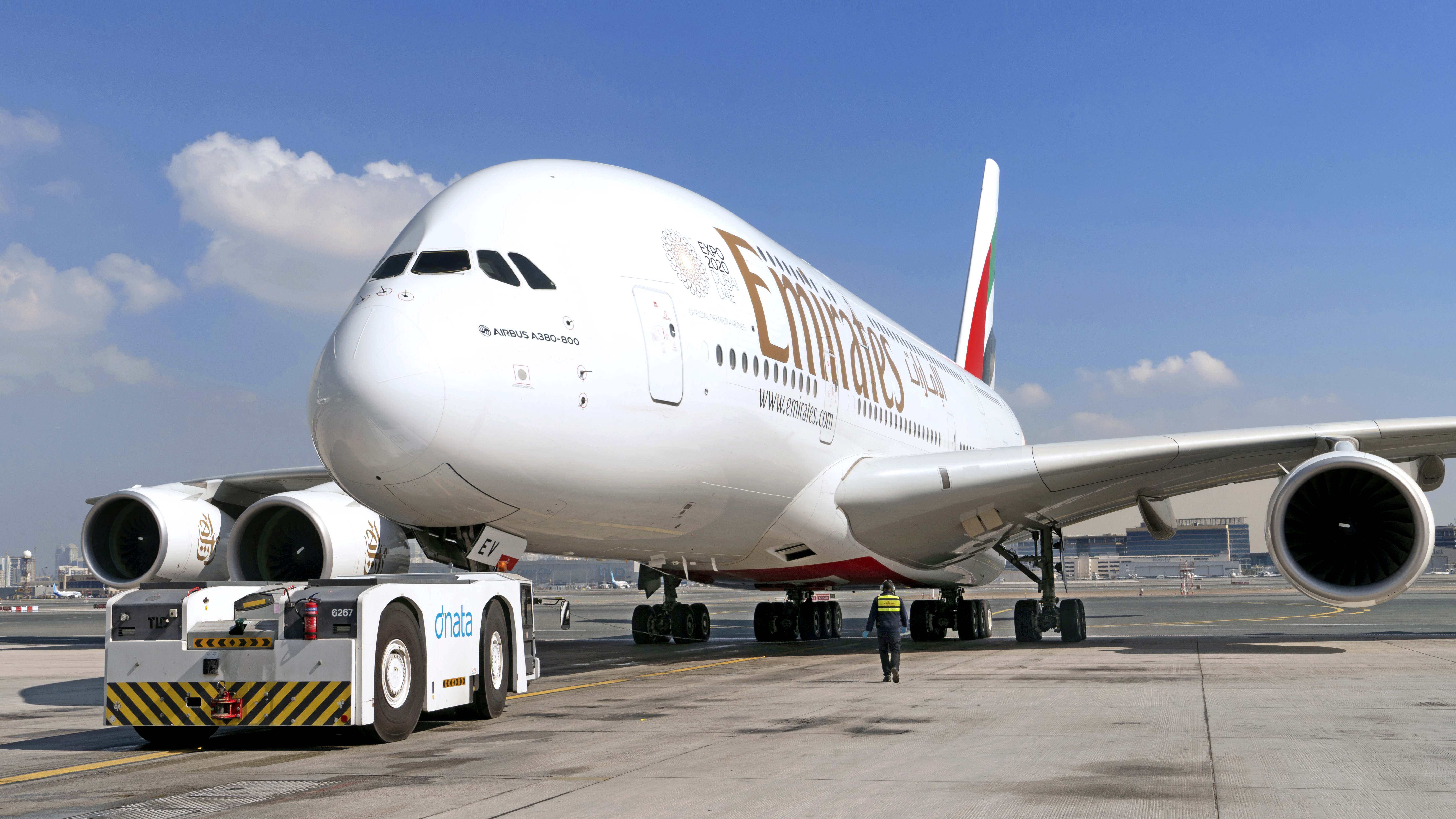 Emirates reports $3.8 billion net loss, cuts quarter of staff in H1